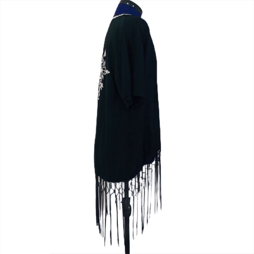 Black and White Embroidered Fringe Shawl Cardigan - Picture 4 of 13